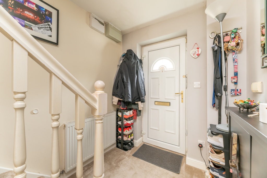 The Oval, Bingley, West Yorkshire, BD16, photo 16