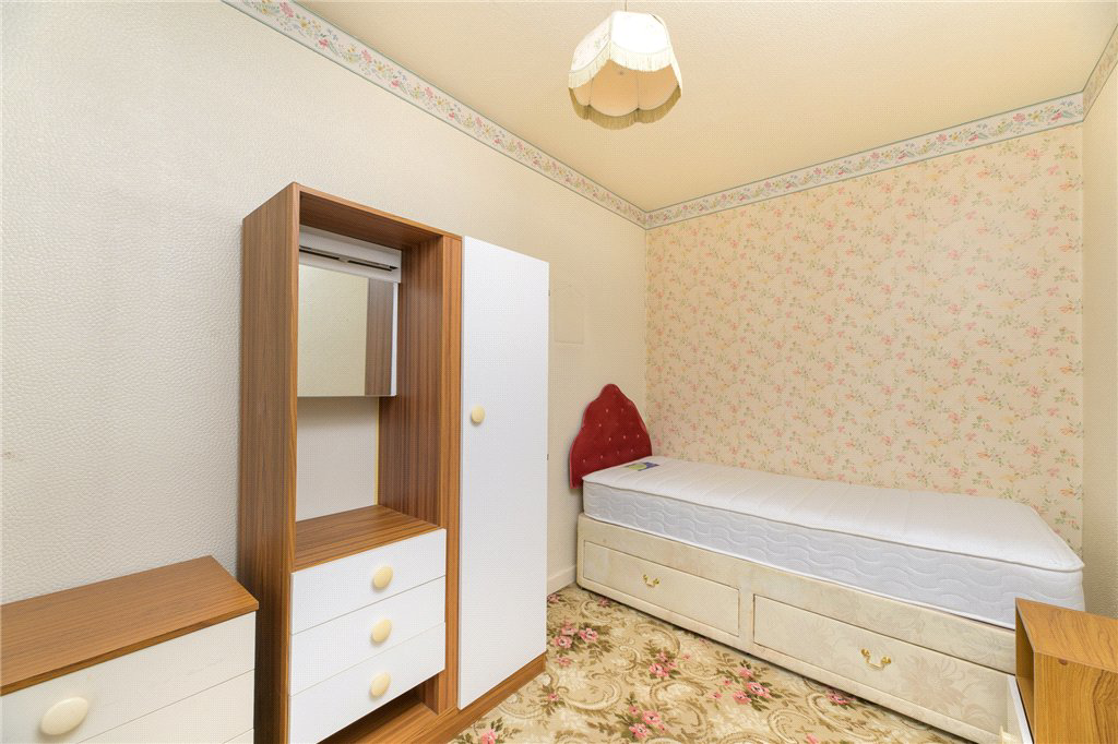 Scott Green Crescent, Gildersome, Morley, Leeds, LS27, photo 19