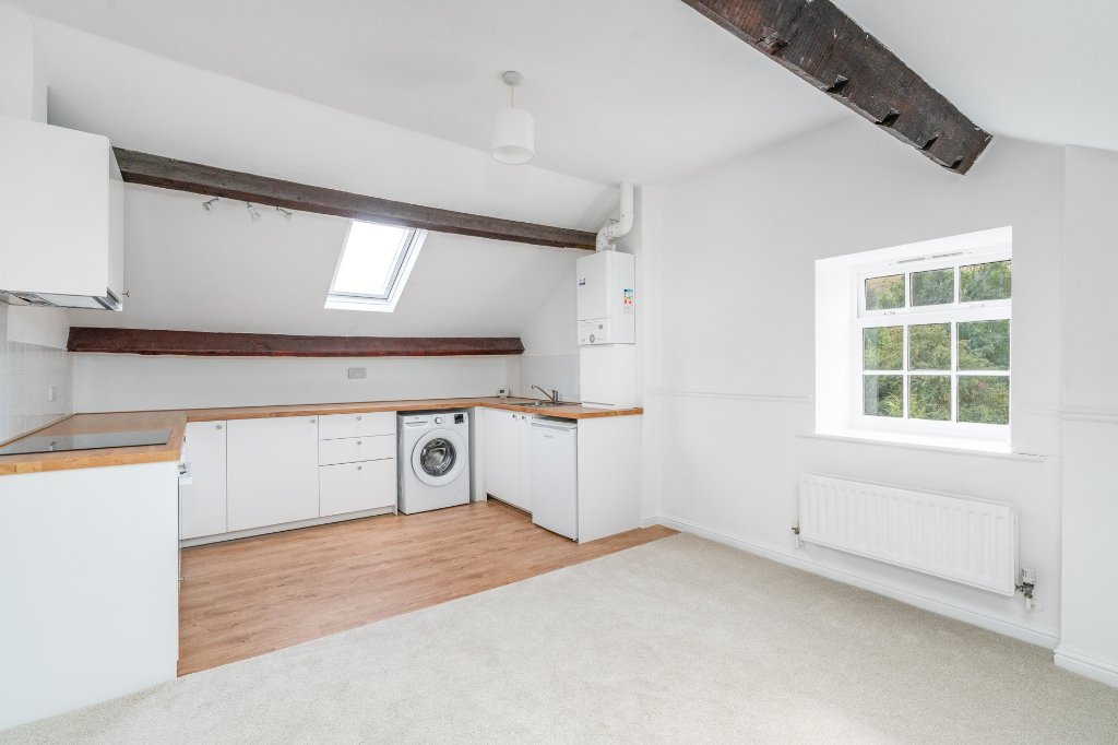 Crossbeck Road, Ilkley, West Yorkshire, LS29, photo 4