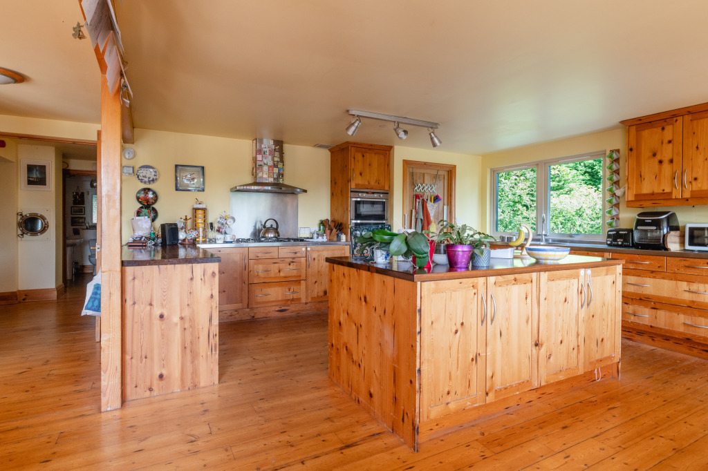 Burton in Lonsdale, Carnforth, North Yorkshire, LA6, photo 4