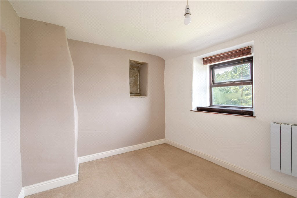 Holts Lane, Clayton, Bradford, West Yorkshire, BD14, photo 9