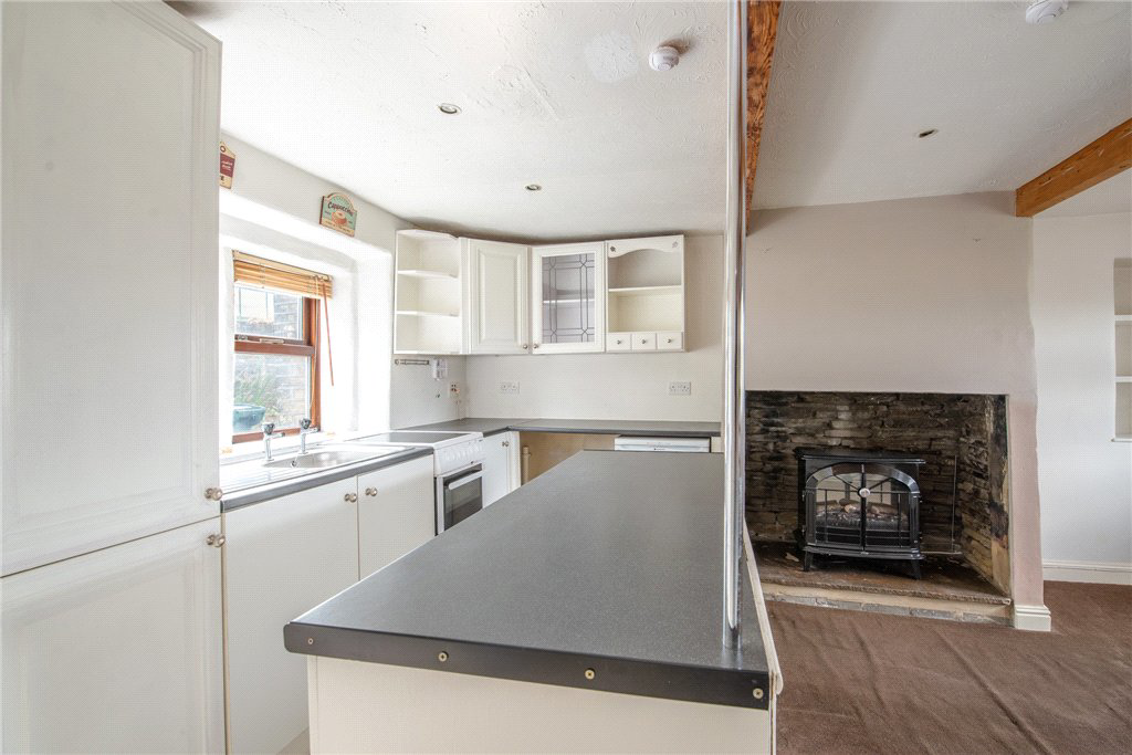 Holts Lane, Clayton, Bradford, West Yorkshire, BD14, photo 7