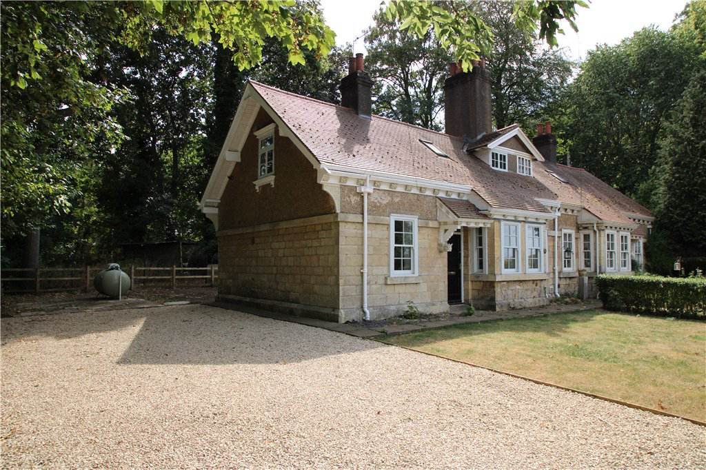 Leeds Road, Toulston, Tadcaster, North Yorkshire, LS24