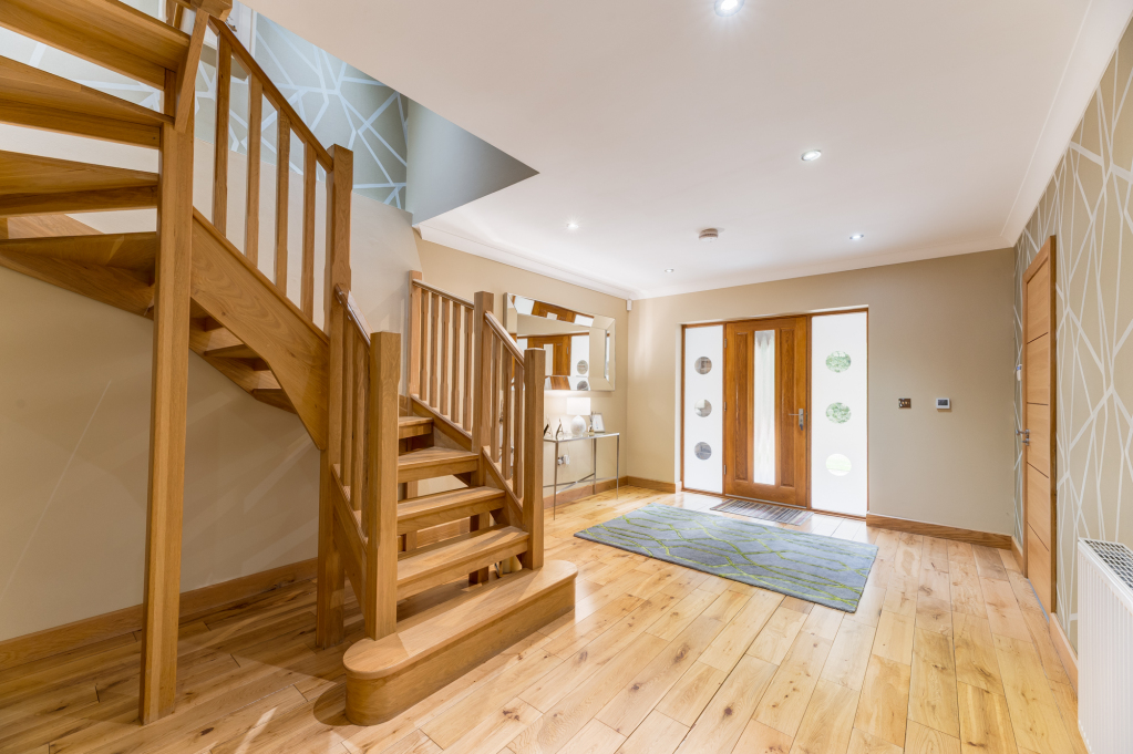 College Gardens, Bingley, West Yorkshire, BD16, photo 6