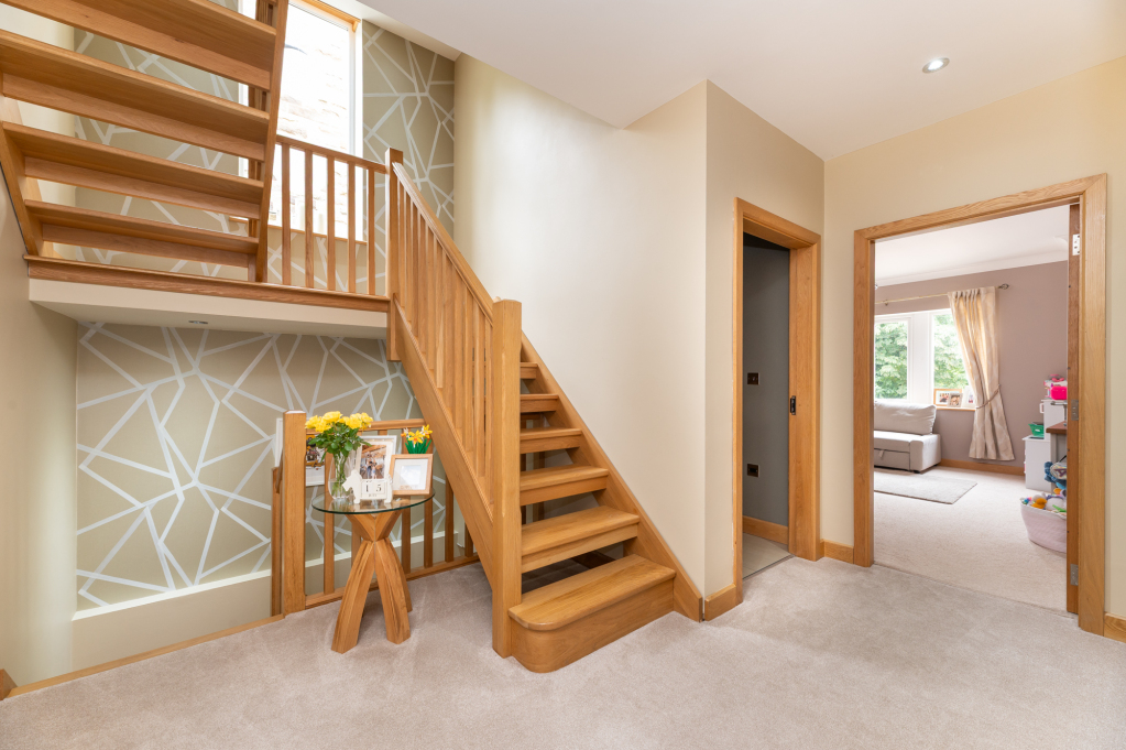 College Gardens, Bingley, West Yorkshire, BD16, photo 22