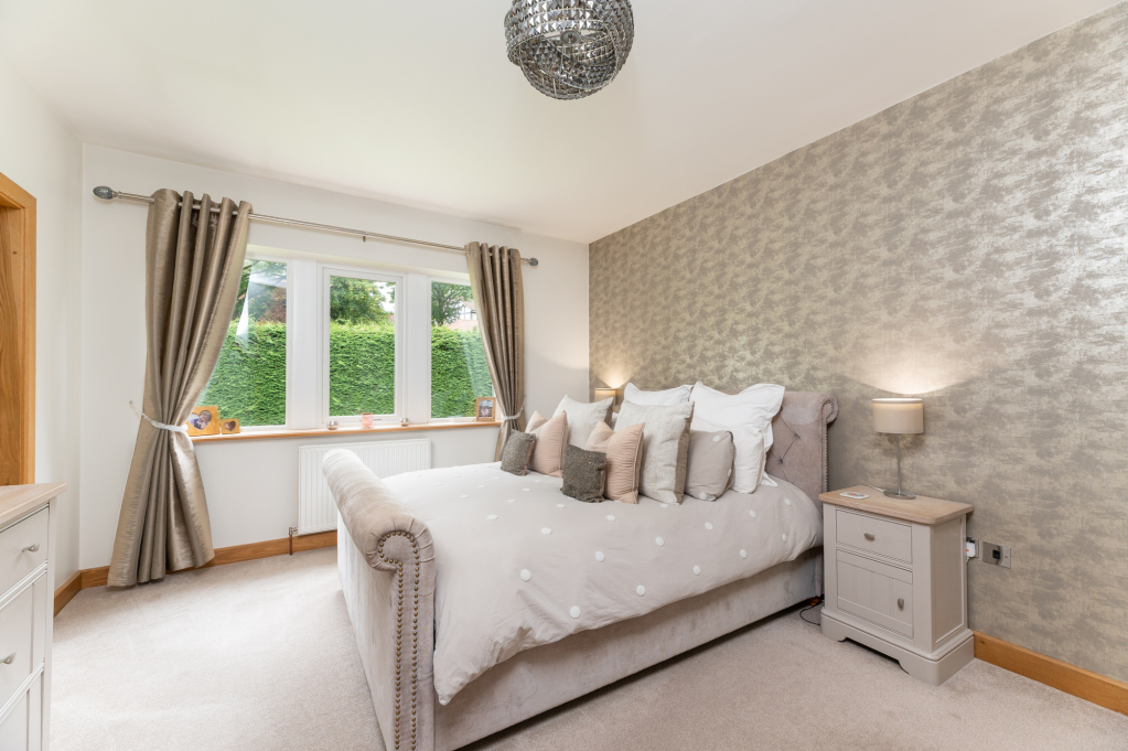 College Gardens, Bingley, West Yorkshire, BD16, photo 30