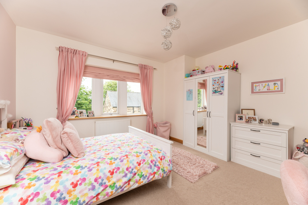 College Gardens, Bingley, West Yorkshire, BD16, photo 41