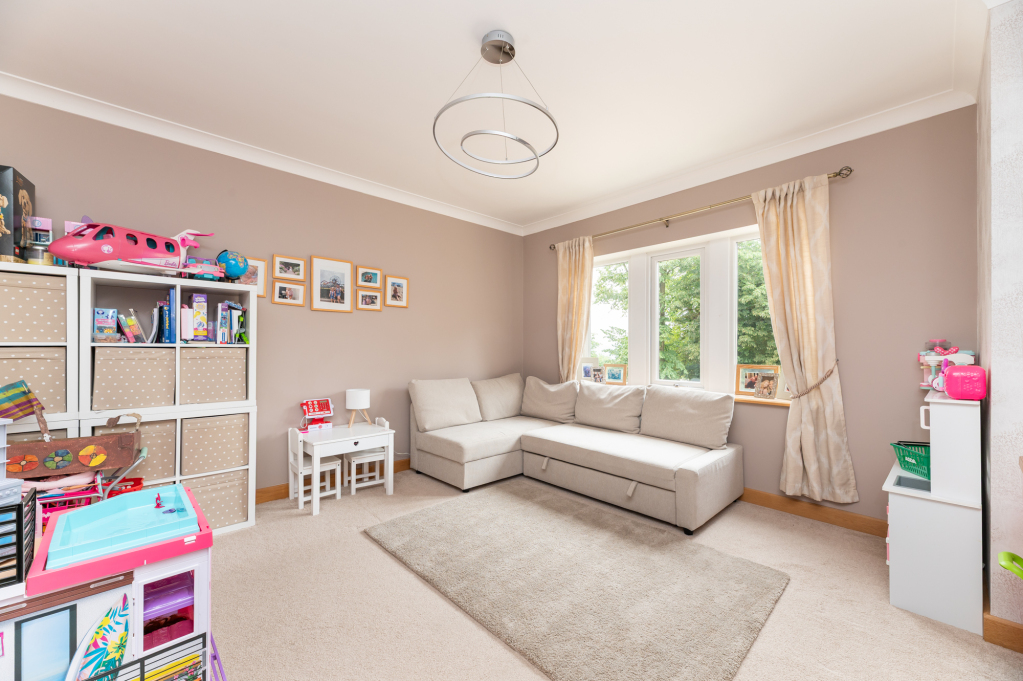 College Gardens, Bingley, West Yorkshire, BD16, photo 19