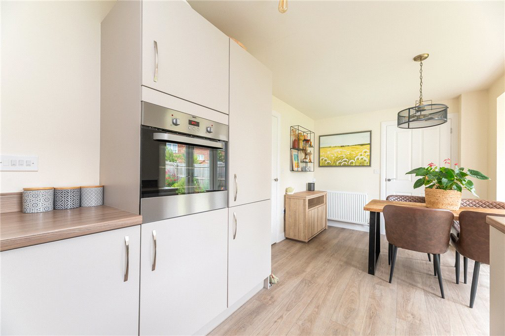 Carson Grove, Morley, Leeds, West Yorkshire, LS27, photo 7