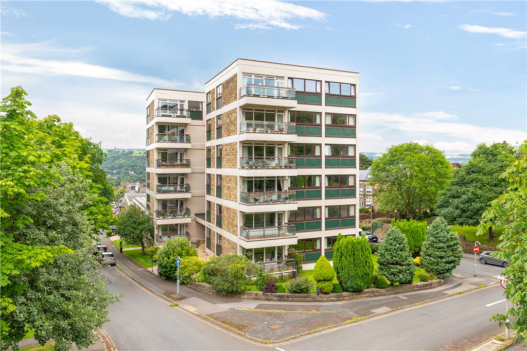 Wells Promenade, Ilkley, West Yorkshire, LS29
