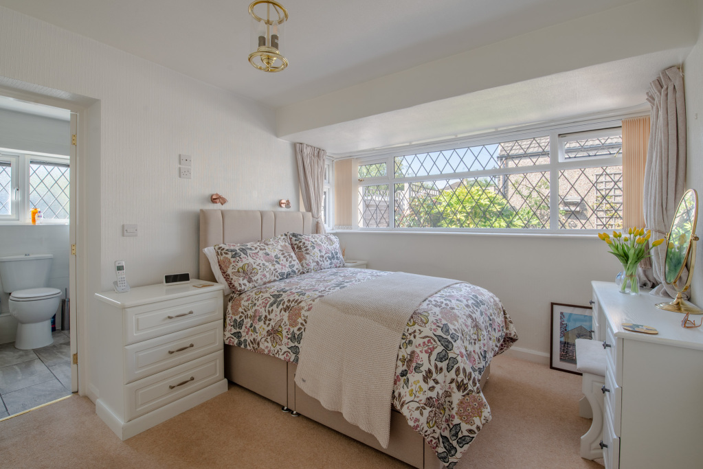 Birchlands Grove, Wilsden, West Yorkshire, BD15, photo 9