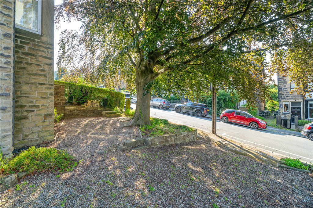 Front & Side Garden