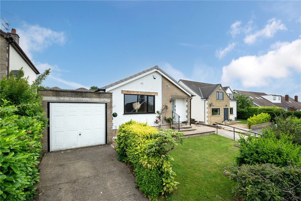 Garage & Driveway