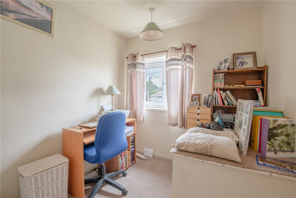 Cliffe Lane West, Baildon, West Yorkshire, BD17, photo 13