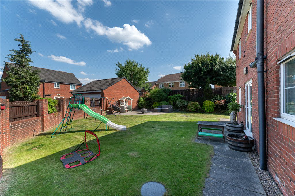 Rooms Way, Morley, Leeds, West Yorkshire, LS27, photo 30