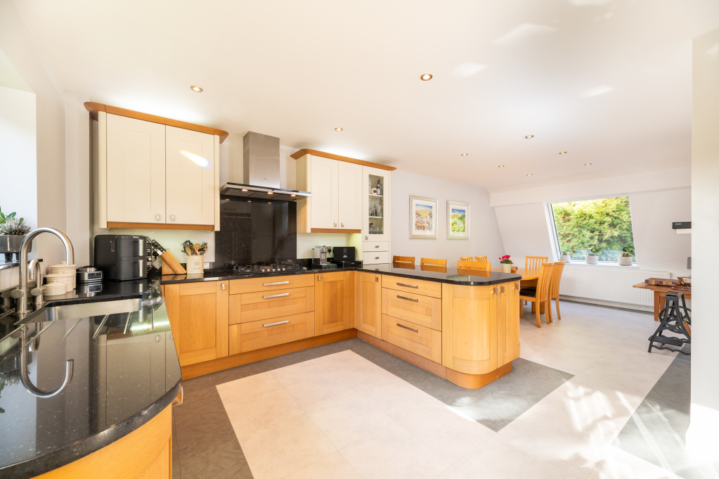 Sunnydale Park, East Morton, West Yorkshire, BD20, photo 21