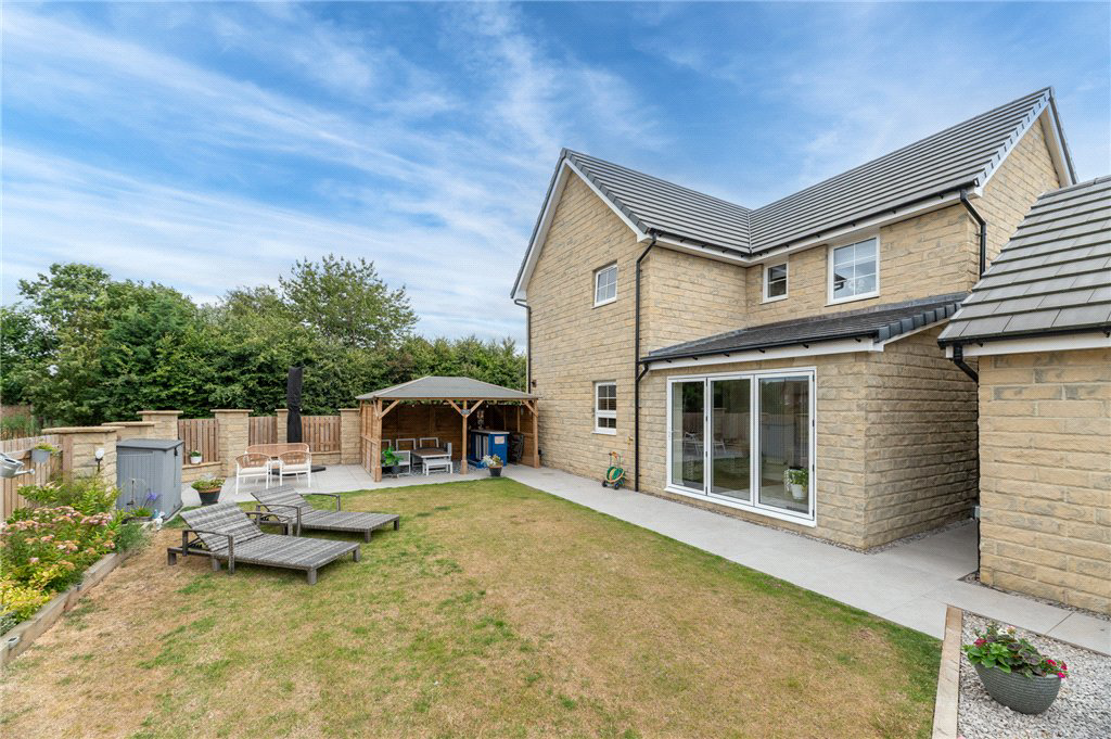 Churchyard Drive, East Ardsley, Wakefield, West Yorkshire, WF3, photo 29