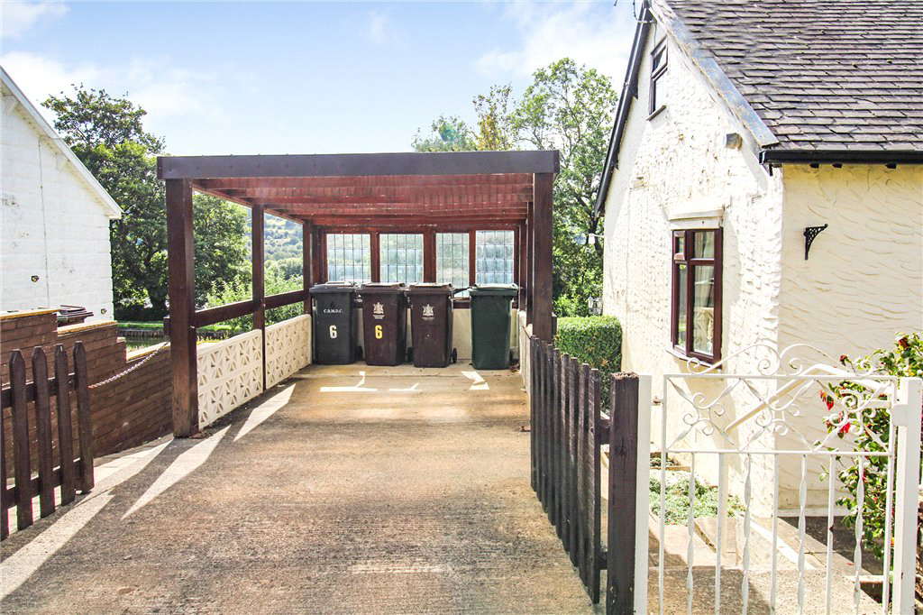 Daleside Road, Riddlesden, Keighley, West Yorkshire, BD20, photo 16