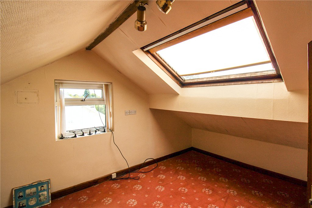 Daleside Road, Riddlesden, Keighley, West Yorkshire, BD20, photo 13