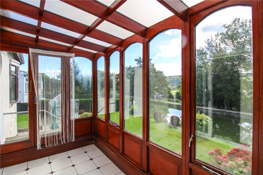 Daleside Road, Riddlesden, Keighley, West Yorkshire, BD20, photo 4