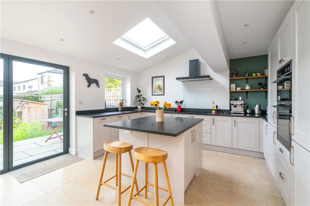 Hall Drive, Burley in Wharfedale, Ilkley, West Yorkshire, LS29, photo 5