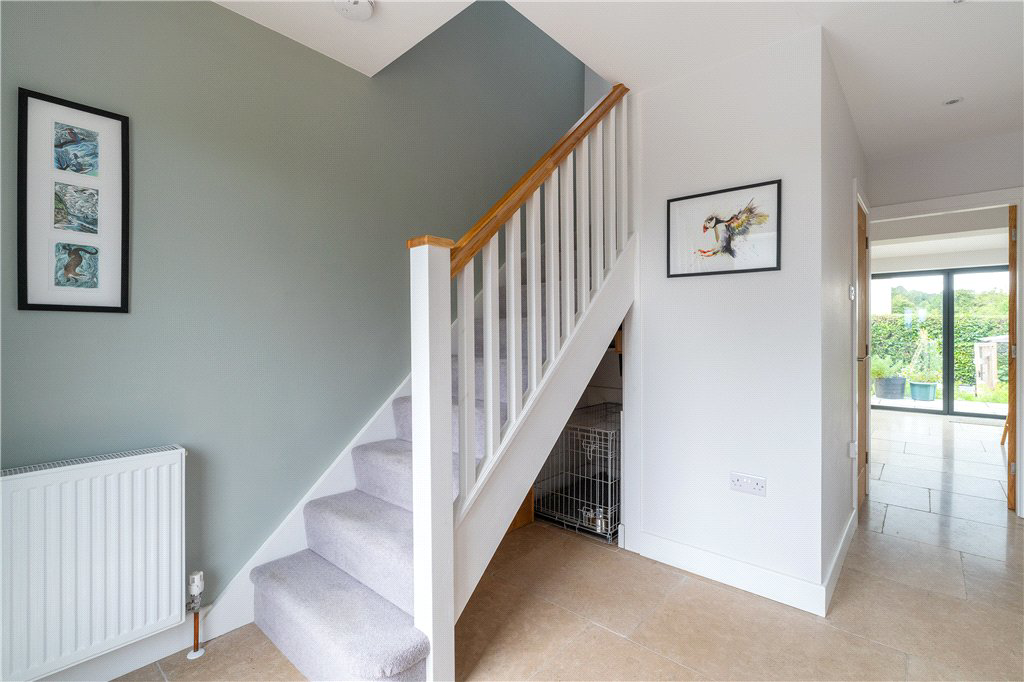 Hall Drive, Burley in Wharfedale, Ilkley, West Yorkshire, LS29, photo 17