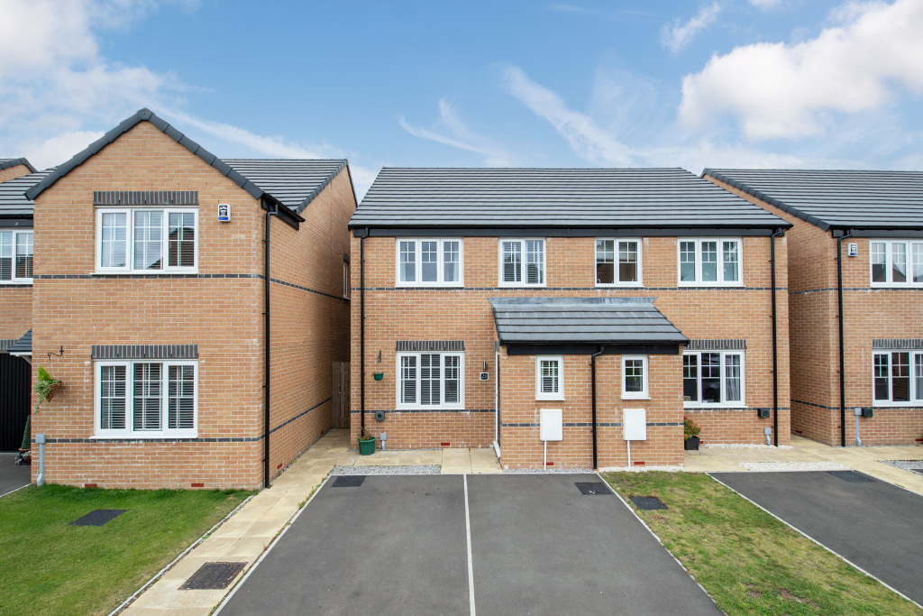 Whistle Avenue, Cullingworth, West Yorkshire, BD13
