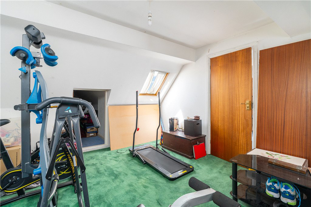 Weston Park View, Otley, LS21, photo 15