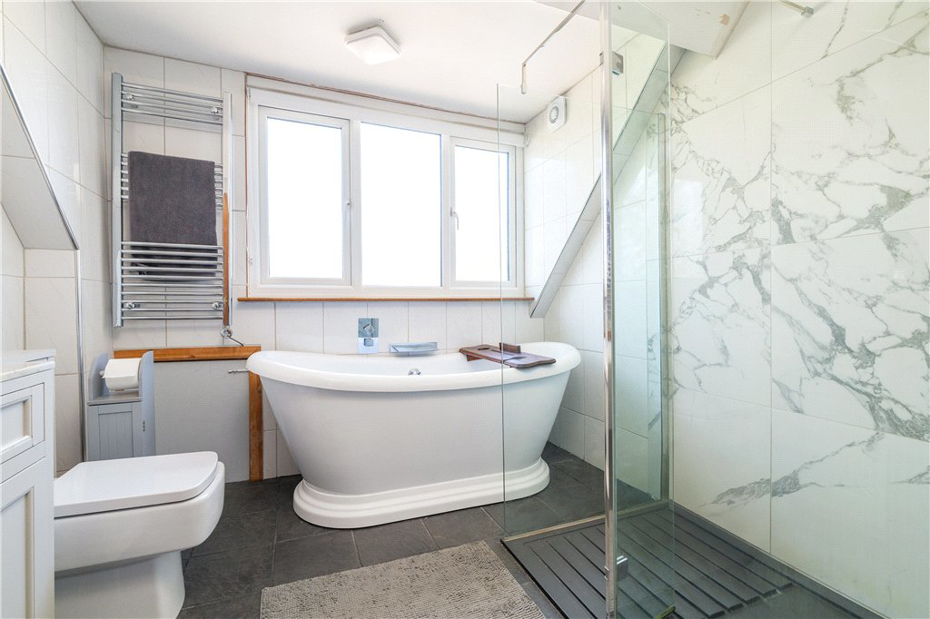 Weston Park View, Otley, LS21, photo 13