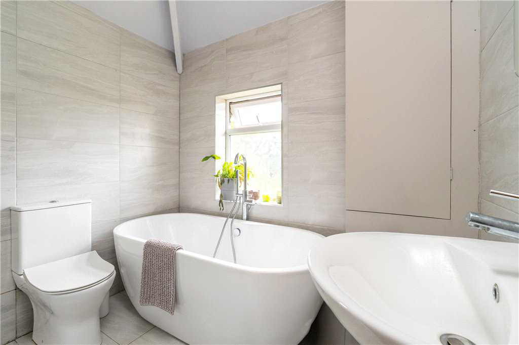 Bowood Crescent, Leeds, West Yorkshire, LS7, photo 11