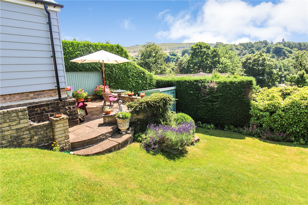 Gledhow Drive, Oxenhope, Keighley, West Yorkshire, BD22, photo 7