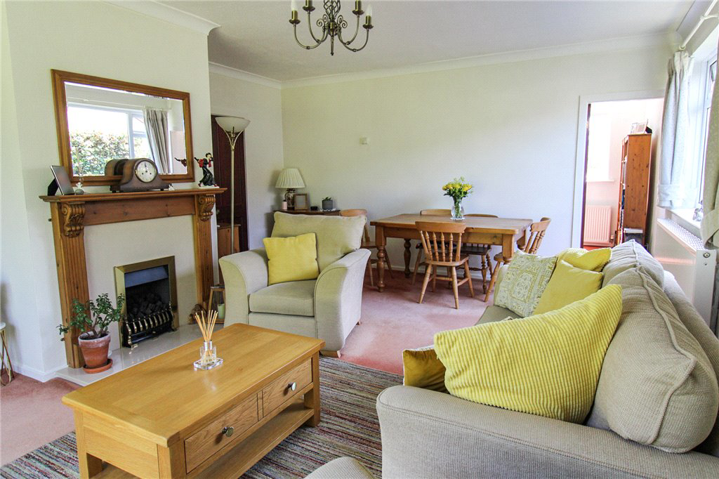 Gledhow Drive, Oxenhope, Keighley, West Yorkshire, BD22, photo 9