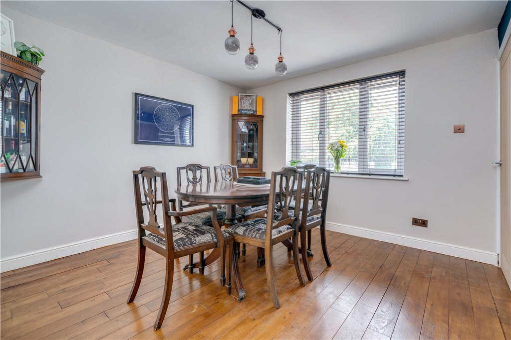 Second Avenue, Wetherby, West Yorkshire, LS22, photo 3