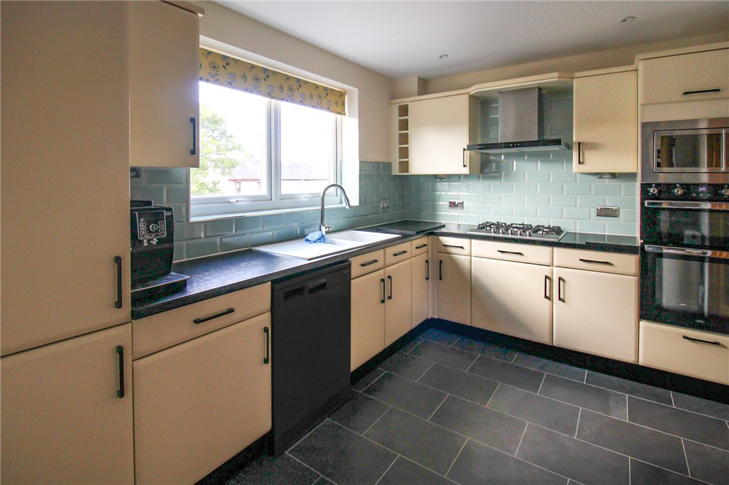 Canal Road, Riddlesden, Keighley, West Yorkshire, BD20, photo 13
