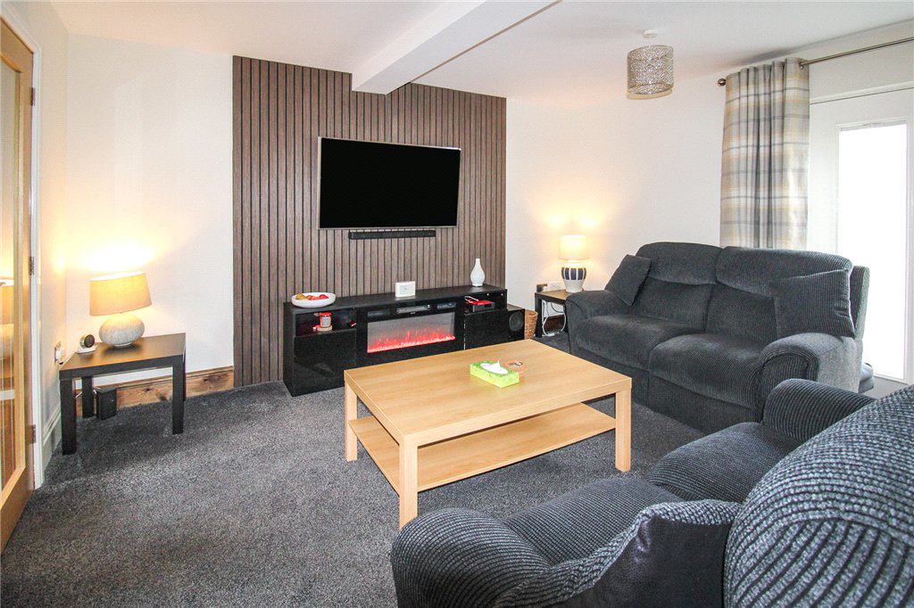 Canal Road, Riddlesden, Keighley, West Yorkshire, BD20, photo 2