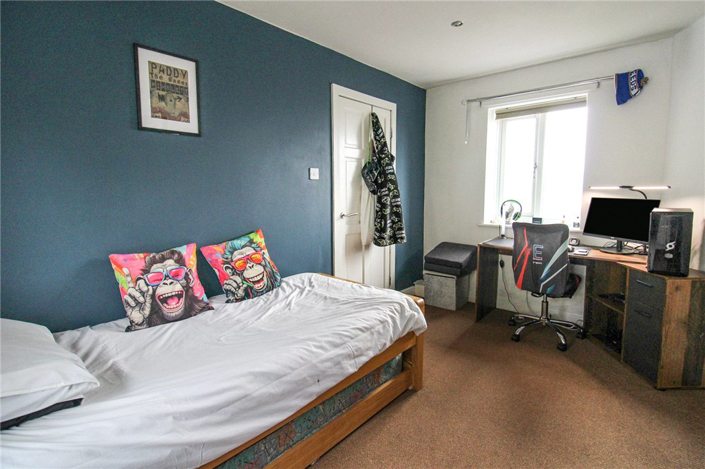 Southfield Drive, Riddlesden, Keighley, West Yorkshire, BD20, photo 7