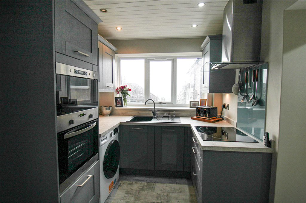 Southfield Drive, Riddlesden, Keighley, West Yorkshire, BD20, photo 3