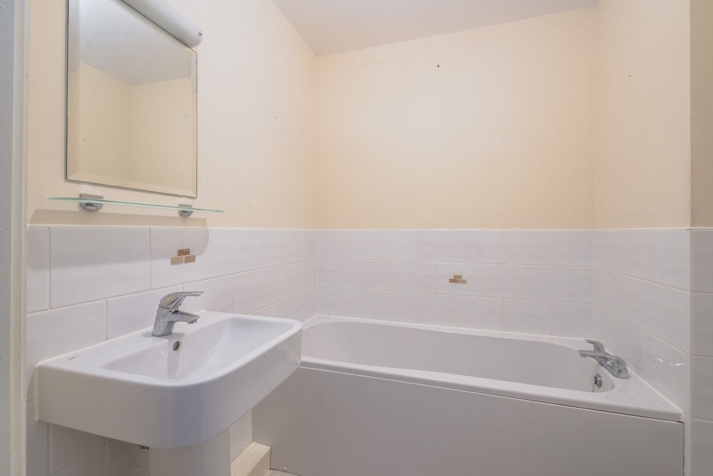 Sycamore Avenue, Bingley, West Yorkshire, BD16, photo 10