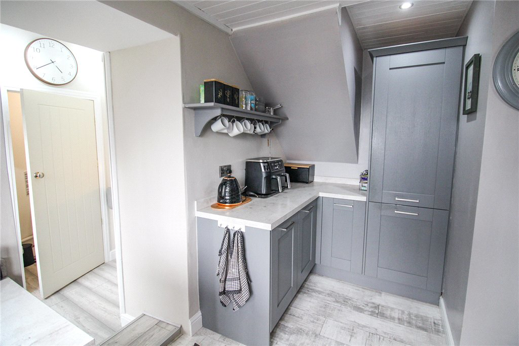 Southfield Drive, Riddlesden, Keighley, West Yorkshire, BD20, photo 13