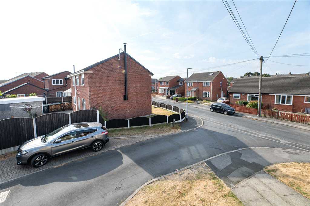 Chalner Close, Morley, Leeds, West Yorkshire, LS27, photo 12