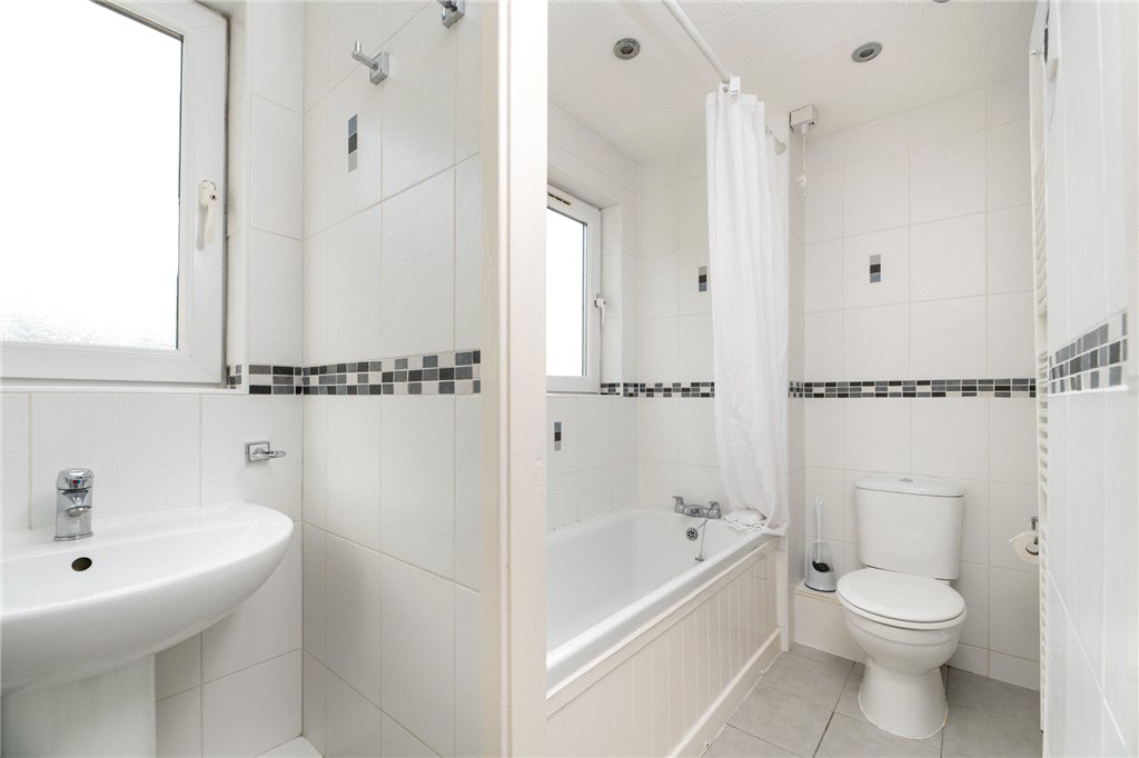 Chalner Close, Morley, Leeds, West Yorkshire, LS27, photo 9