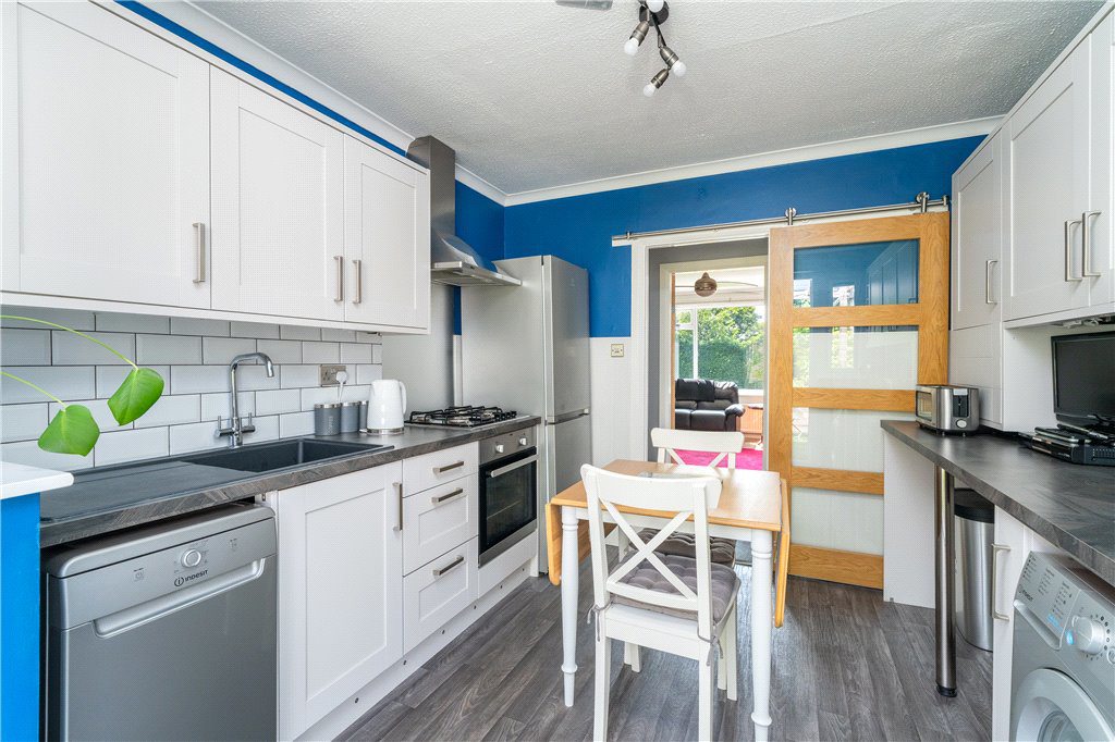 Rufford Avenue, Yeadon, Leeds, West Yorkshire, LS19, photo 4