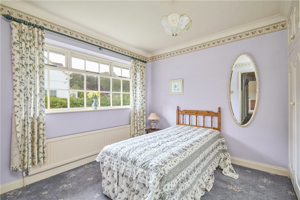 Wellhead Close, Bramhope, Leeds, West Yorkshire, LS16, photo 17