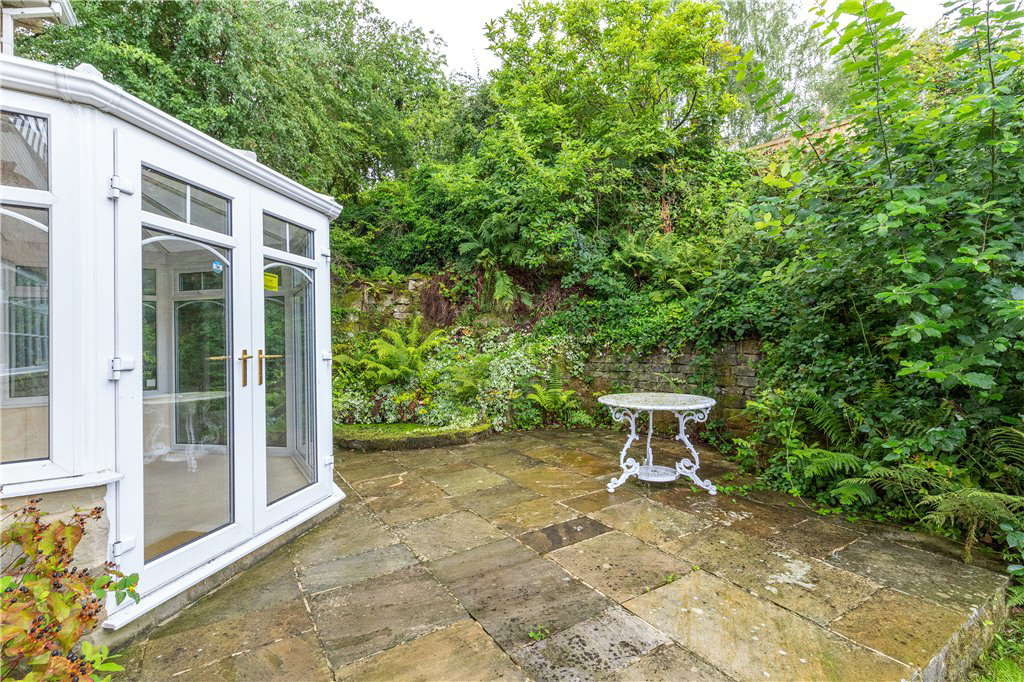 Wellhead Close, Bramhope, Leeds, West Yorkshire, LS16, photo 22