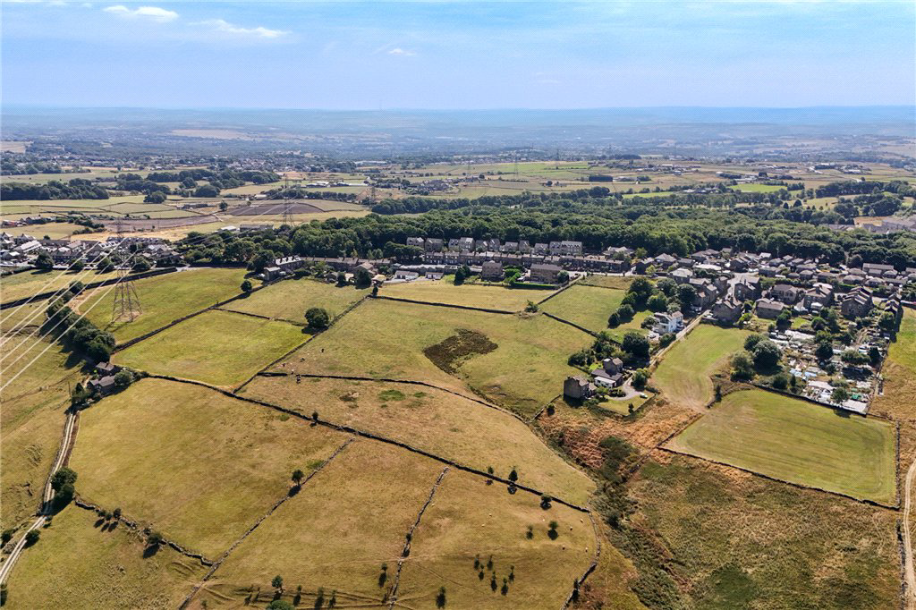 Calder Bank Farm, Calder Banks, Queensbury, Bradford, BD13, photo 13