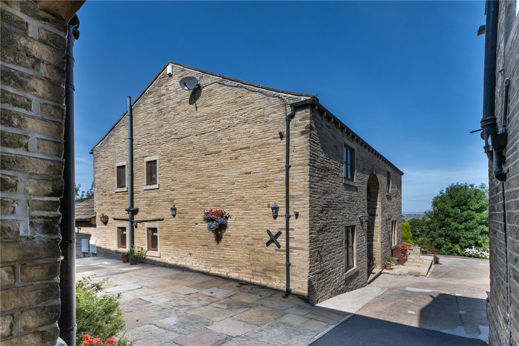 Calder Bank Farm, Calder Banks, Queensbury, Bradford, BD13, photo 42