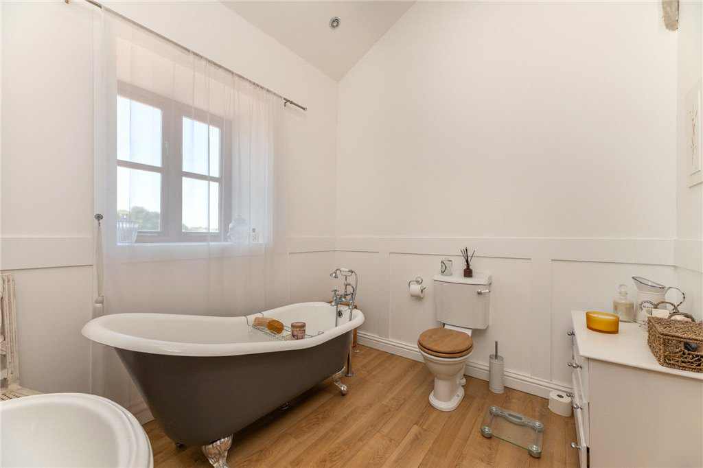 Calder Bank Farm, Calder Banks, Queensbury, Bradford, BD13, photo 12