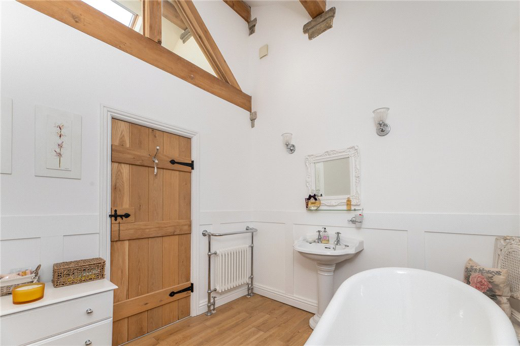 Calder Bank Farm, Calder Banks, Queensbury, Bradford, BD13, photo 41