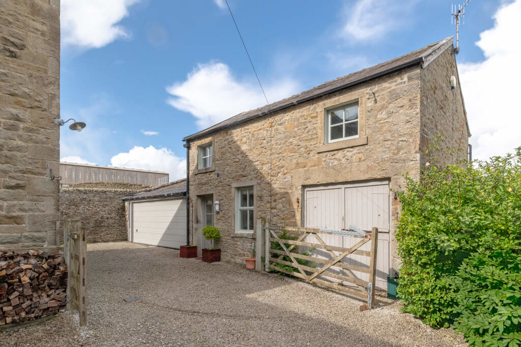 Coach House