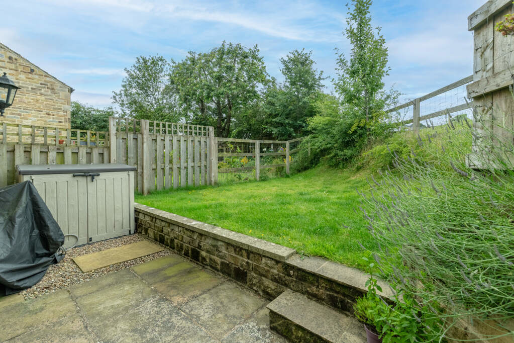 Hill Croft, Long Preston, Skipton, North Yorkshire, BD23, photo 13